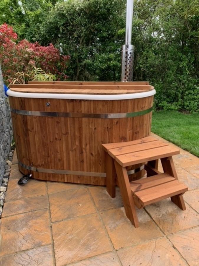 Romantic Escape Luxury Hobbit House With Hot Tub! 希尔内斯 外观 照片